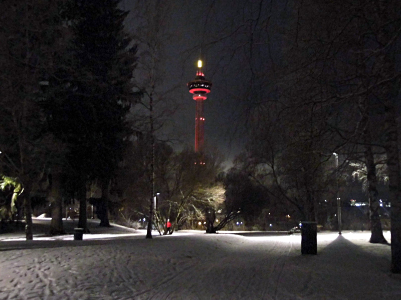 Le restaurant en hauteur dans une tour à Tampere
