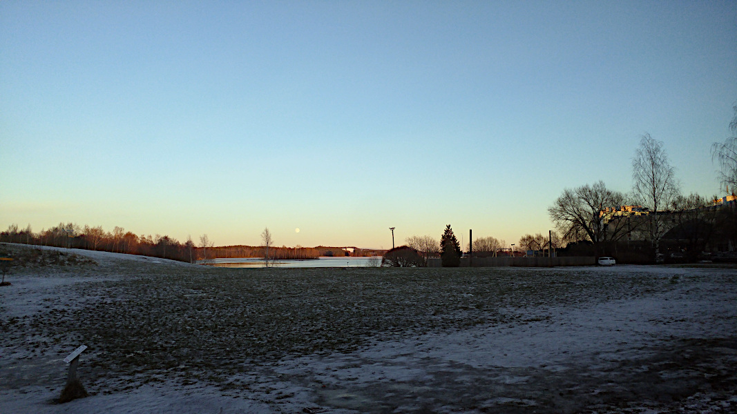 Le paysage en arrivant du bus pour aller à la piscine Scandic Nokia