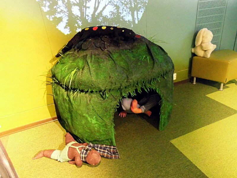 Allez, hop une petite cabane pour se cacher et lire tranquille.